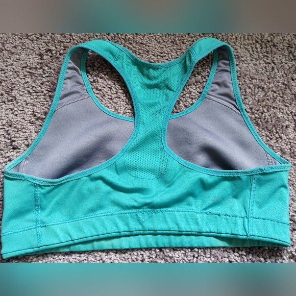 Two Sports Bra Bundle - Picture 3 of 9